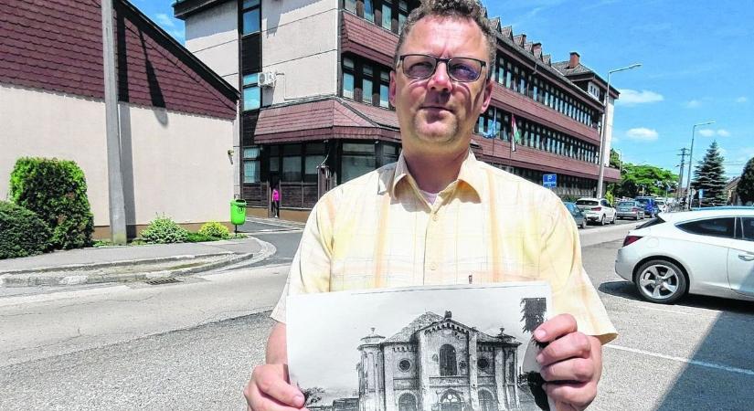 Mensch-díjat kapott a kutató-tanár, Szalay Balázs tíz éve dolgozza fel a csornai zsidóság sorsát