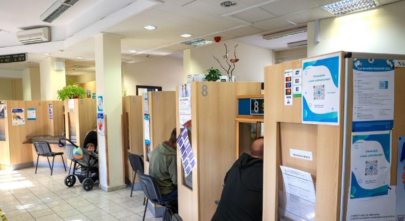 Hosszabb nyitvatartással készül az adóhivatal