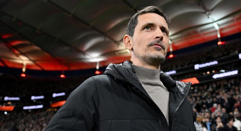 Bundesliga: hosszabbított vezetőedzőjével az Eintracht Frankfurt! – Hivatalos