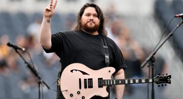 Ezért rövidítette le a zenekara nevét Wolfgang Van Halen