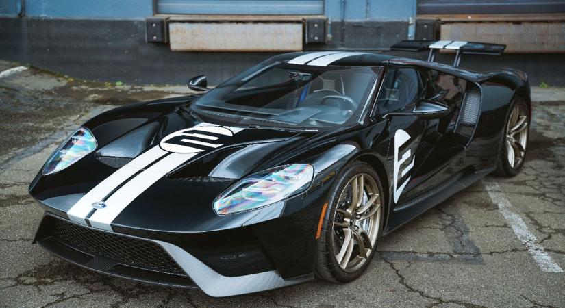 Jótékonysági árverésre bocsátják a Forza Motorsport 6 borítóján szereplő autót