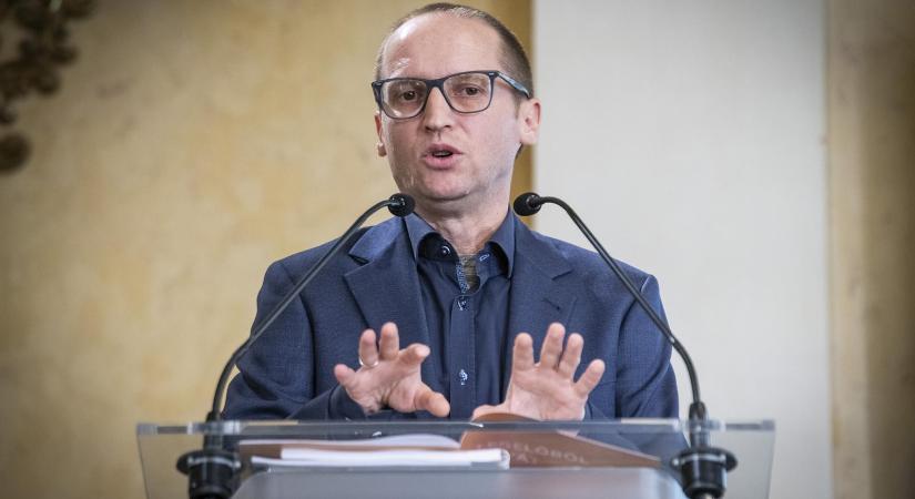 Demeter Szilárd: Erdélyi magyar ember Simionra nem szavaz