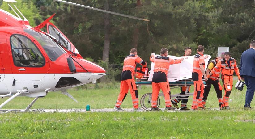 Több mint 42 napig kezelték a kormányfőt a tavalyi merénylet után