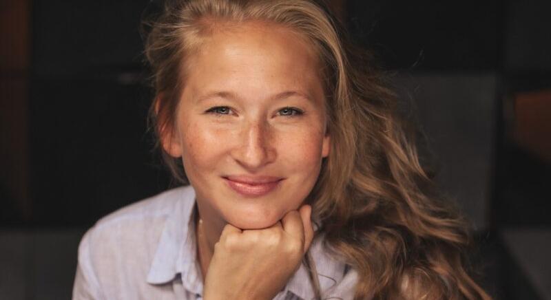 Tenki Réka nyerte az ELLE Awards – Az év színésznője díját