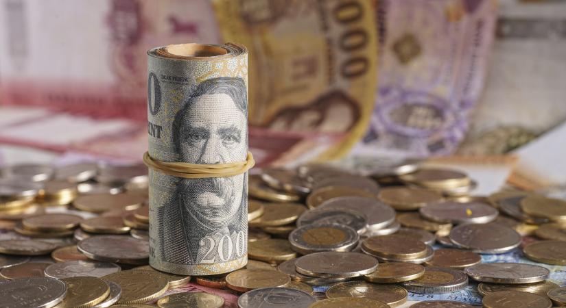 CIB Bank: a növekedés kisebb, az infláció alacsonyabb lesz a korábban vártnál