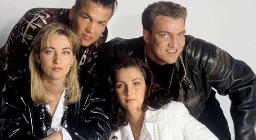 Az Ace of Base barna hajú szépsége 50 fölött ilyen gyönyörű: Jenny Berggren exkluzív interjút adott a Feminának