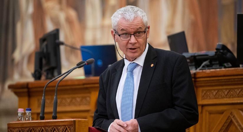 Bemutatjuk Polt Péter legfőbb ügyész utódját - Ő ítélte el a lúgos orvost is