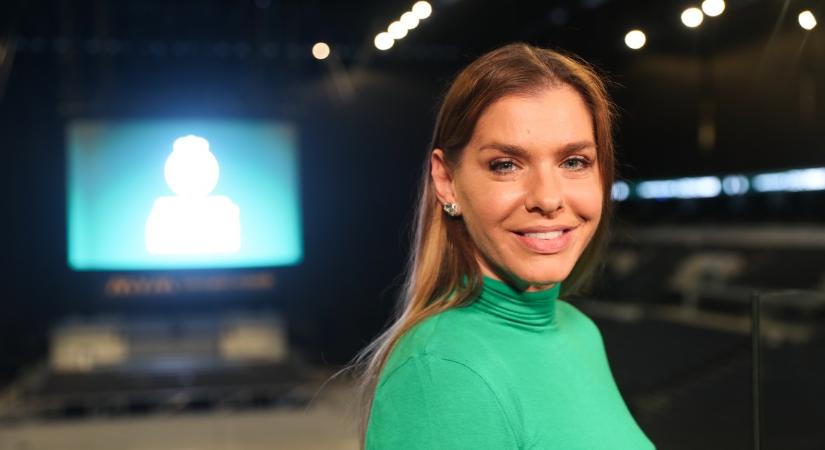 Annyira boldog anyuka! Dér Heni büszkén osztotta meg a videót kisfiáról, annyira aranyosak