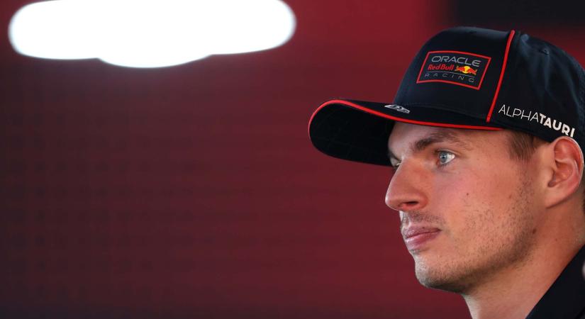 Ezért tesztelt Franz Hermann néven Verstappen a Nordschleifén