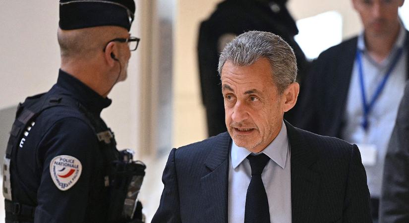 Betöltötte a 70-et, levették a nyomkövetőt Nicolas Sarkozyról