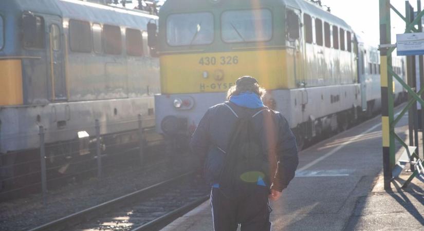 Ez ám a hír! Közvetlen expresszvonatokat indítanak