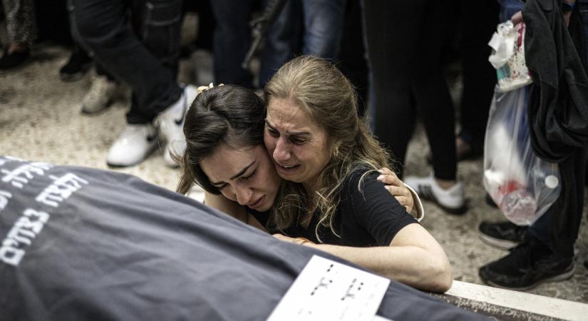 Épp a kórházba ment a terhes izraeli nő, amikor egy palesztin terrorista tüzet nyitott rájuk