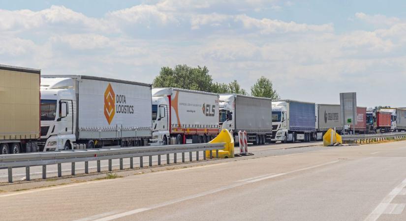Ismét zavartalan a forgalom a határátkelőkön