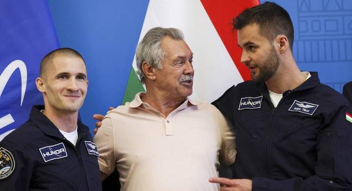 Magyar asztronauta megy az űrbe: ez vár Kapu Tiborra