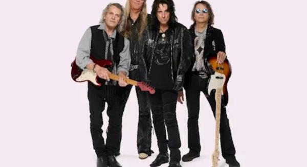 Alice Cooper így állt össze újra egykori zenésztársaival