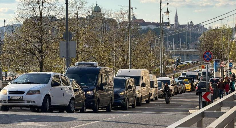 Nagy áttörés jöhet a magyar használtautó-piacon – ez a reform több tízezer embert érint