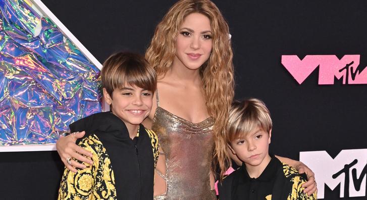 Shakira fiai zene karrierbe fogtak, videóklippel érkezett meg a 9 és 11 éves srácok első dala