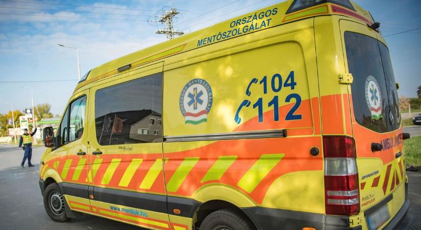 Fekete péntek: újabb baleset bénítja a közlekedést Pécsen