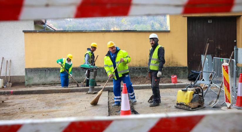 Teljes útzár: ez vár a sofőrökre nem messze a Balatontól