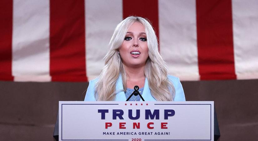 Megszületett Tiffany Trump első gyermeke, egy fotón Vasvári Vivien összes gyermeke