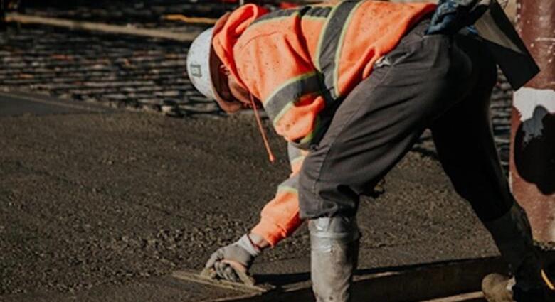Beton simítása: alapok, időzítések és eszközök a tökéletes felülethez