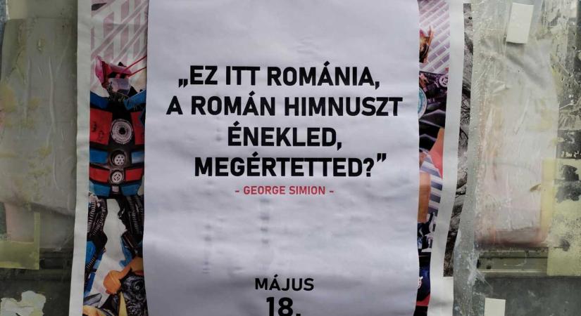 Megbírságolták a csíkszeredai Simion-idézetes plakátok kiragasztóit