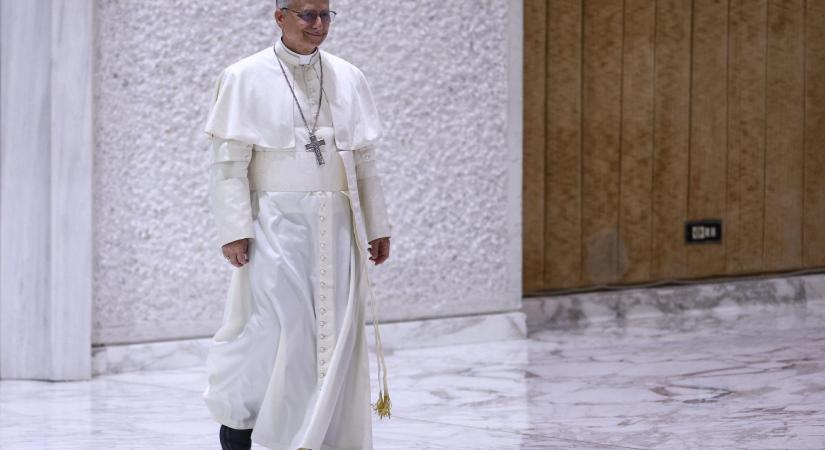 Itt van, kik vesznek részt XIV. Leó pápa ünnepélyes beiktatásán