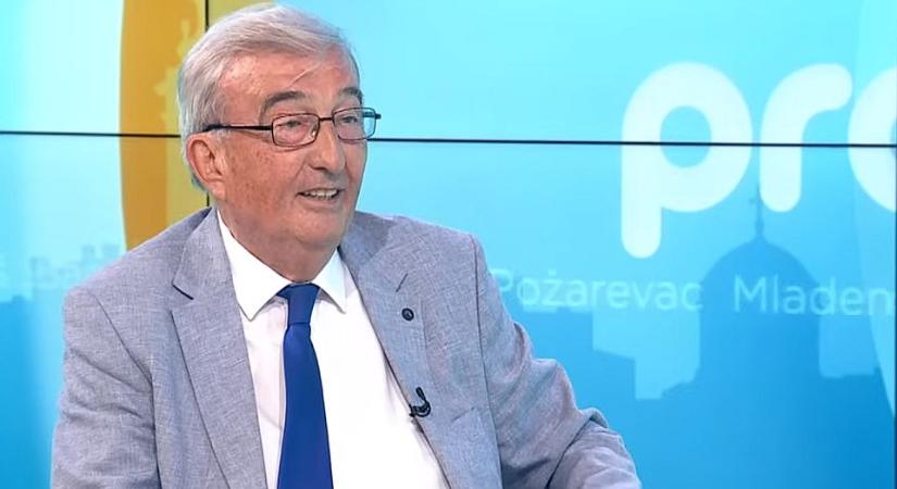 Čupić professzor: Az éhségsztrájkoló tanárnő egy hős, Vučićék pedig pánikban vannak