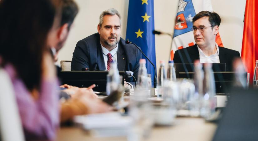 Váratlanul kiengedték a börtönből Óbuda polgármesterét