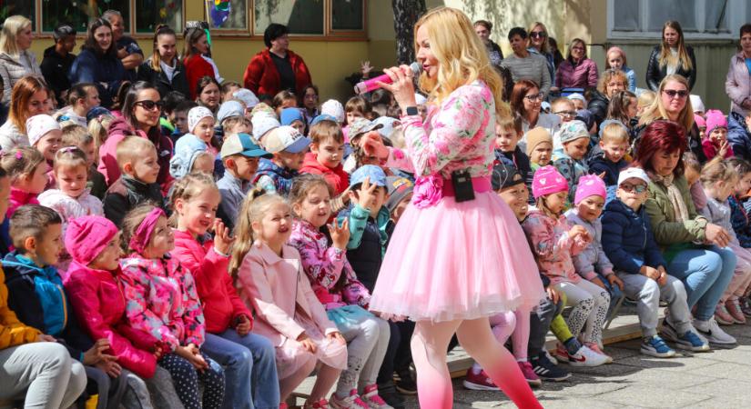 Az Éltes iskolában buliztak a nagyatádi ovisok