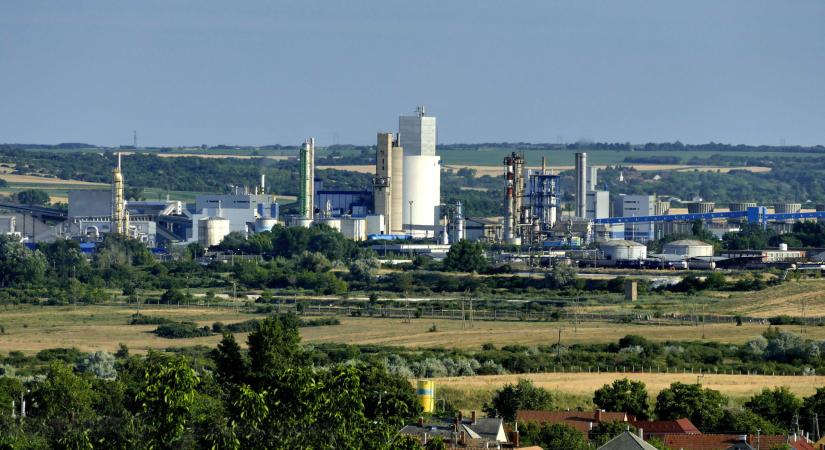 Mégsem borult be Bige László cége, megállapodtak a kötvényesekkel