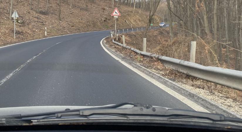 Megnőtt a balesetveszély a 82-esen! A halálúton dolgoznak a szakemberek (videó)