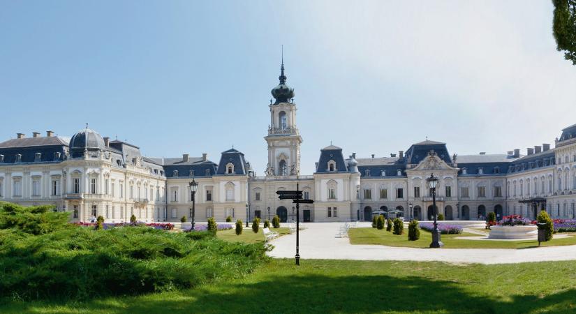 Fejlesztések indulnak a keszthelyi Festetics-kastélyban, megújul a Pálmaház is