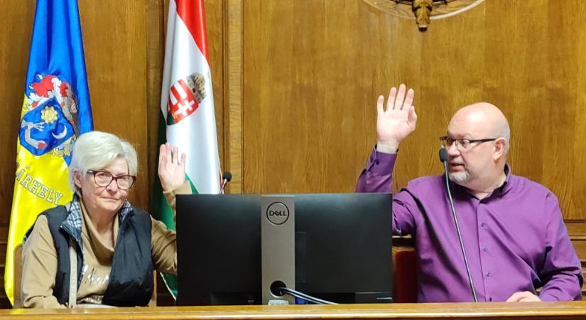 Kastélyos népszavazás: a HVB a Fidesz kérelmének elutasítását kéri