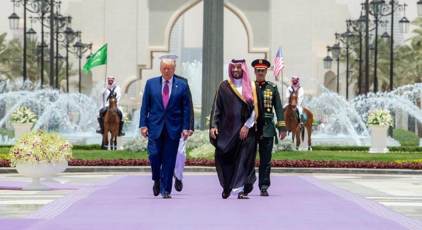 Donald Trump Szaúd-Arábiában jelentette be, hogy megállapodna Iránnal