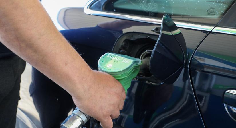 Nagyot emelnek a gázolaj árán, de a benzinesek sem fognak örülni
