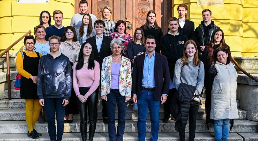 Megmozdult Mezőtúr ifjúsága – mostantól ők is beleszólnak a város ügyeibe!