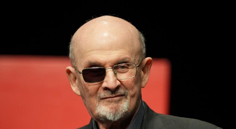 25 évre ítélték Salman Rushdie támadóját