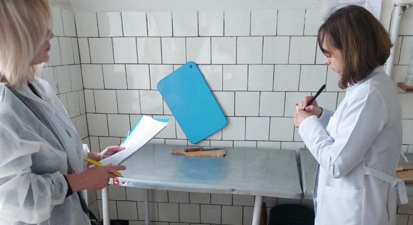 Hepatitisz A-járvány miatt tartottak vizsgálatot egy iskolában a Huszti járásban
