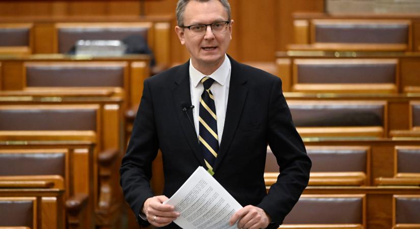 Rétvári Bence: Jövőre újra érkezik a fegyverpénz (VIDEÓ)