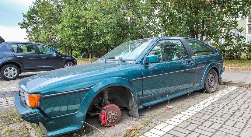 Mit tehetek, ha egy roncs elfoglalja a parkolóhelyet?
