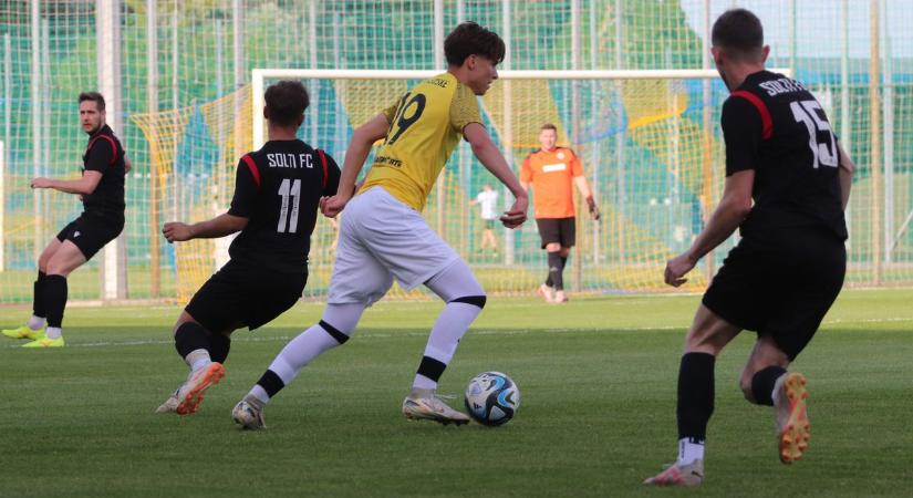 Az éllovas Tiszakécske az SC Hírös-Épet fogadja