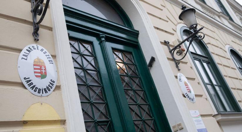 Hasznavehetetlen „egészség- és közérzetjavító” termékeket adtak el megtéveszthető időseknek