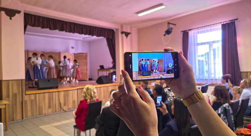 Tanévzárót tartott a Kéknefelejcs Somogyszobon