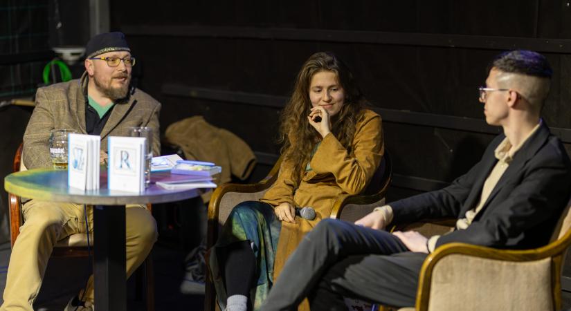 „Az írás öröme elviszi a show-t”