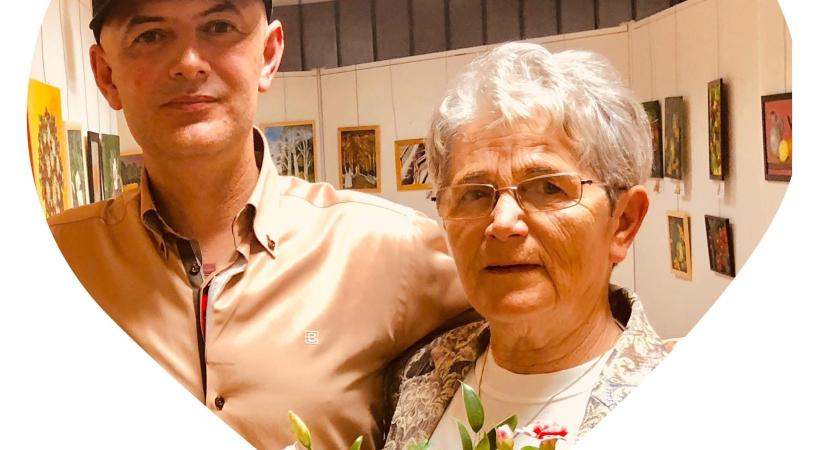 Vujity Tvrtko szívmelengető és ritka fotókat posztolt édesanyjával