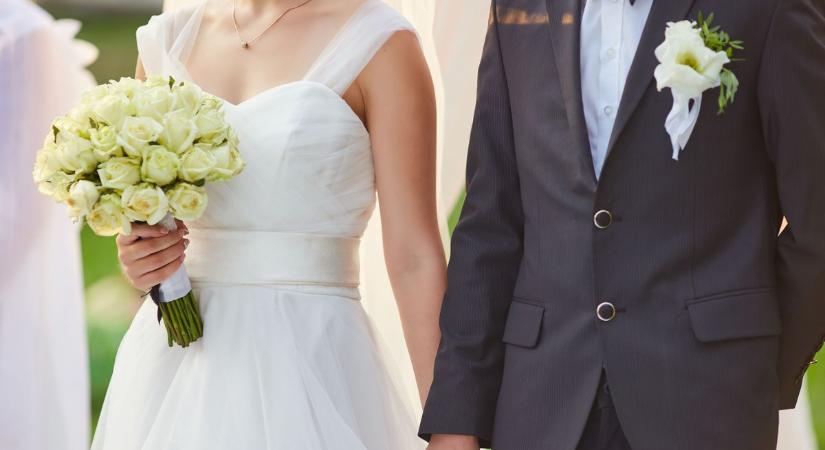 A mezőtúri vőfély olyasmit hallott a vőlegénytől, ami az ország egyik legfontosabb esküvőjévé tette az eseményt