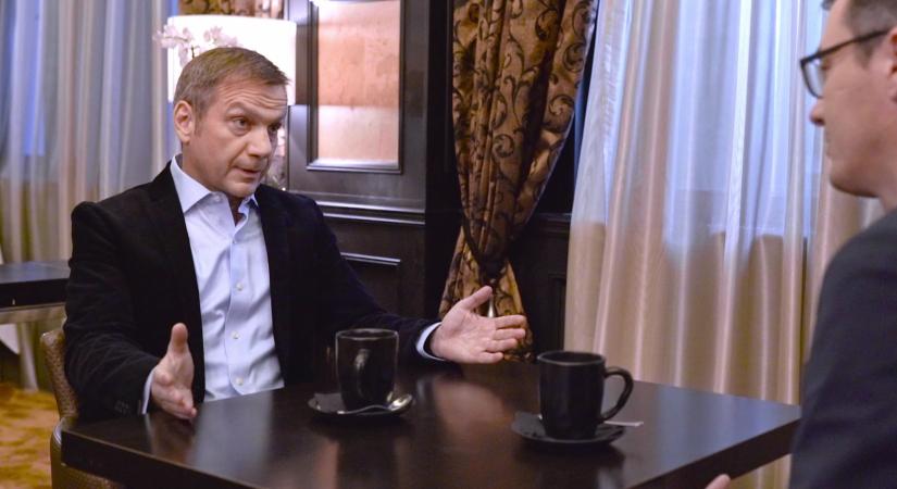 Bajnai Gordon a romániai elnökválasztásról: Épeszű ember nem engedi a medvét a házba!