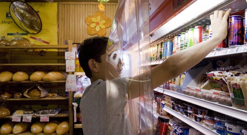 Nem várnak bevételkiesést az energiaital-gyártók a 18 éven aluli korlátozás miatt