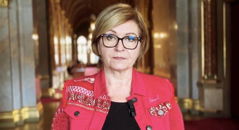 Kálmán Olga: a DK adatigénylési pert indít a Miniszterelnök Kabinetiroda ellen